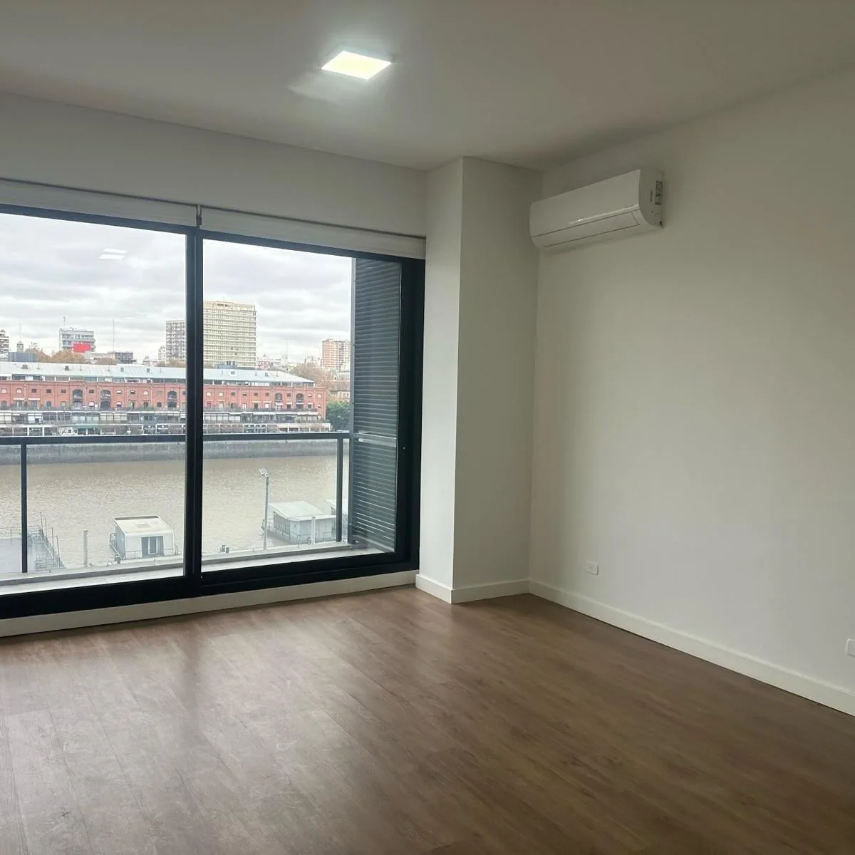 Departamento 2 ambientes con balcón