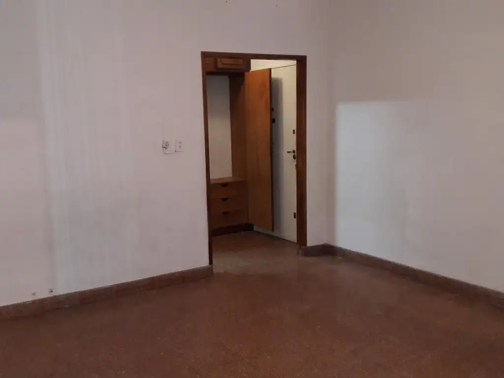 Departamento con 2 patios