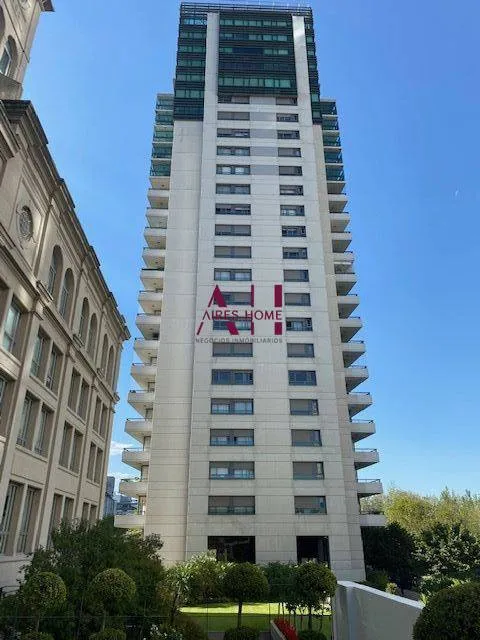 Puerto Madero, balcón y cochera