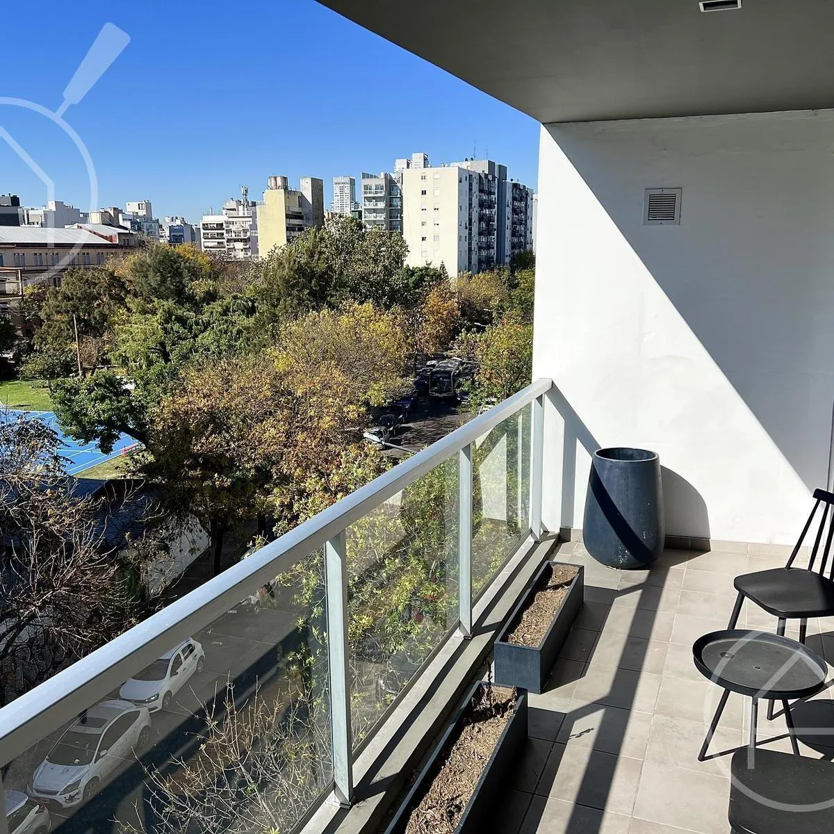 balcony