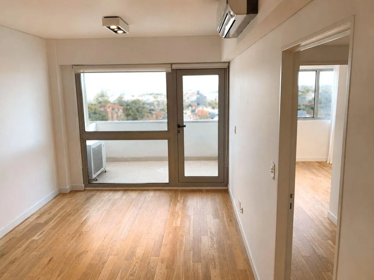 2BR with parking and balcony
