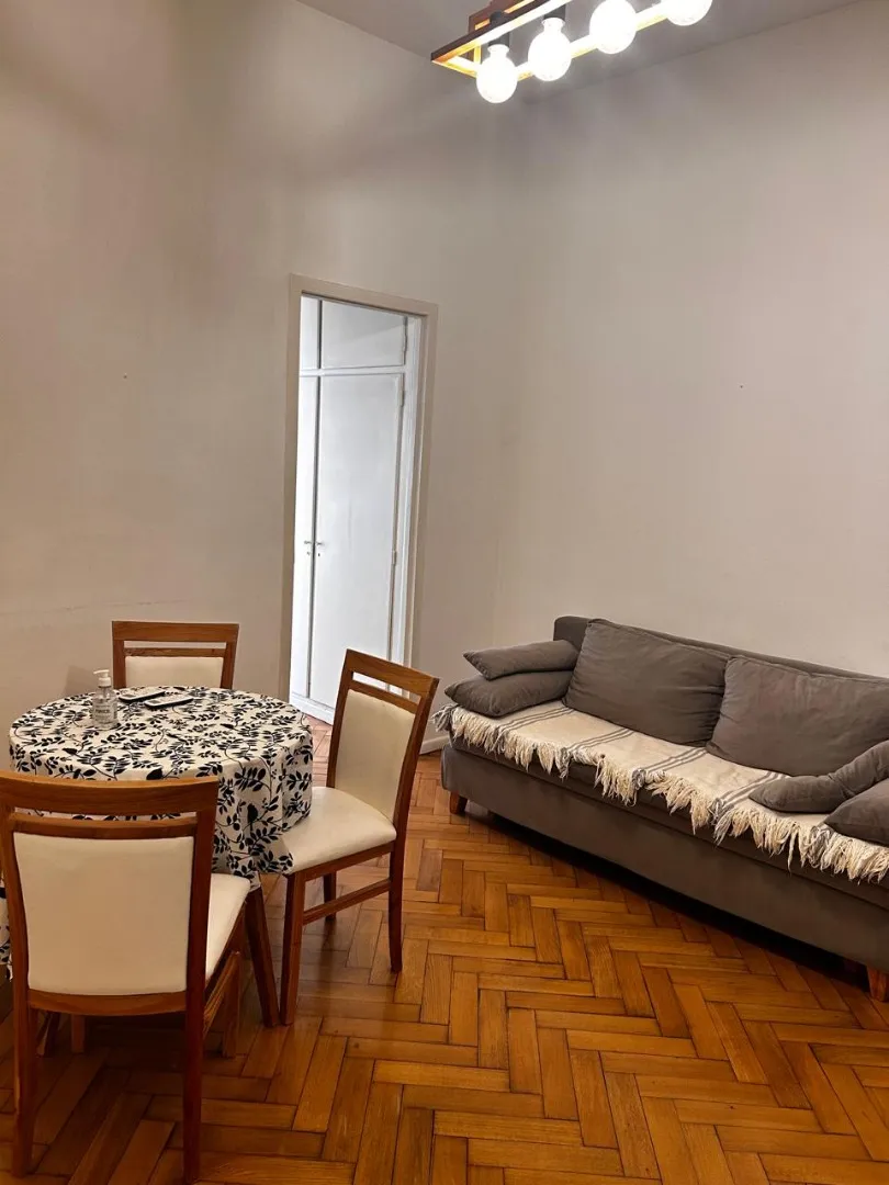 Departamento 2 Ambientes Al Frente En Excelente Estado