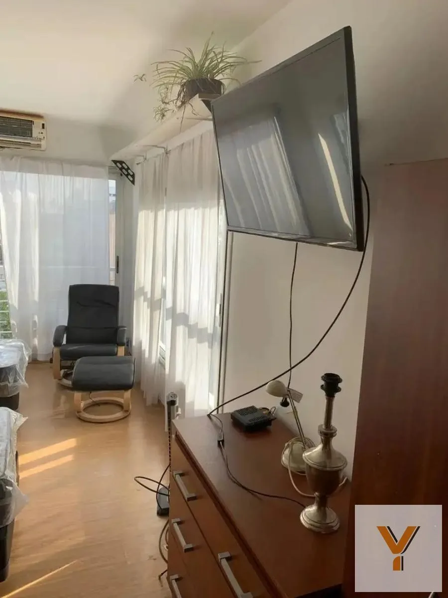 Studio with terrace and A/C