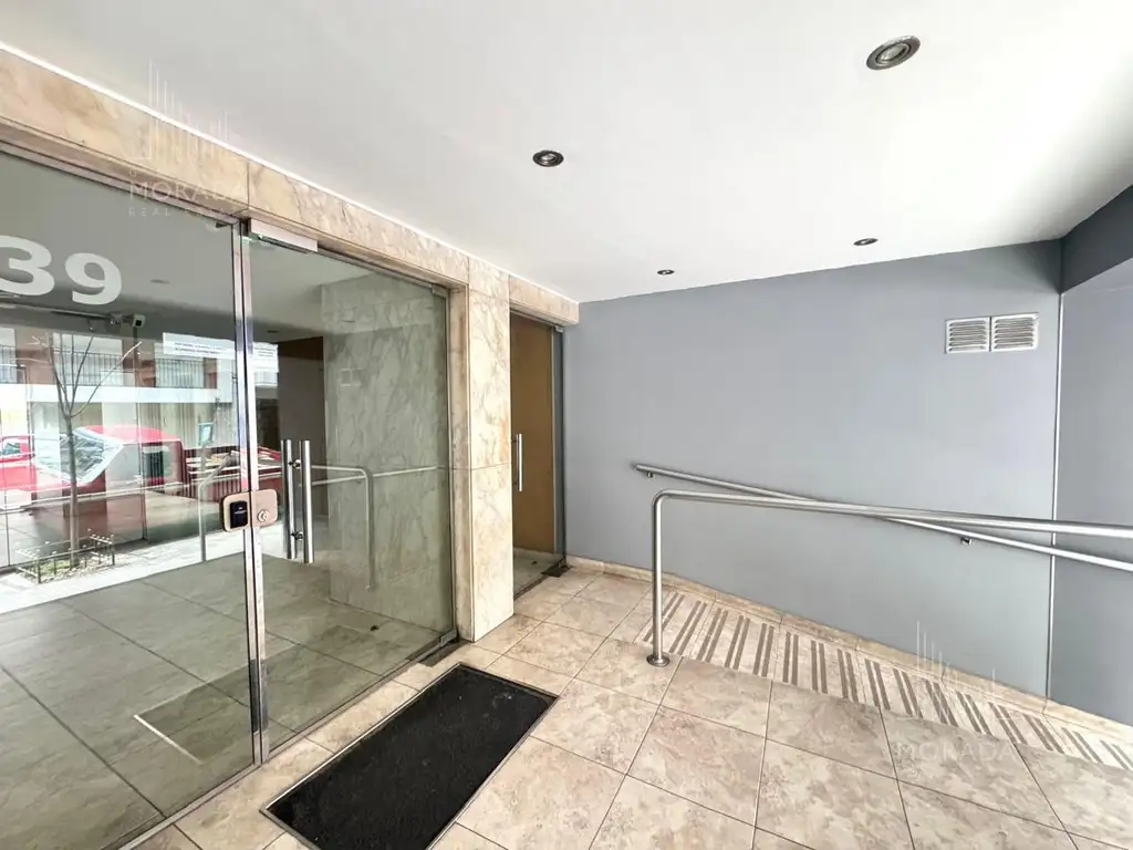 Departamento en Recoleta piso alto