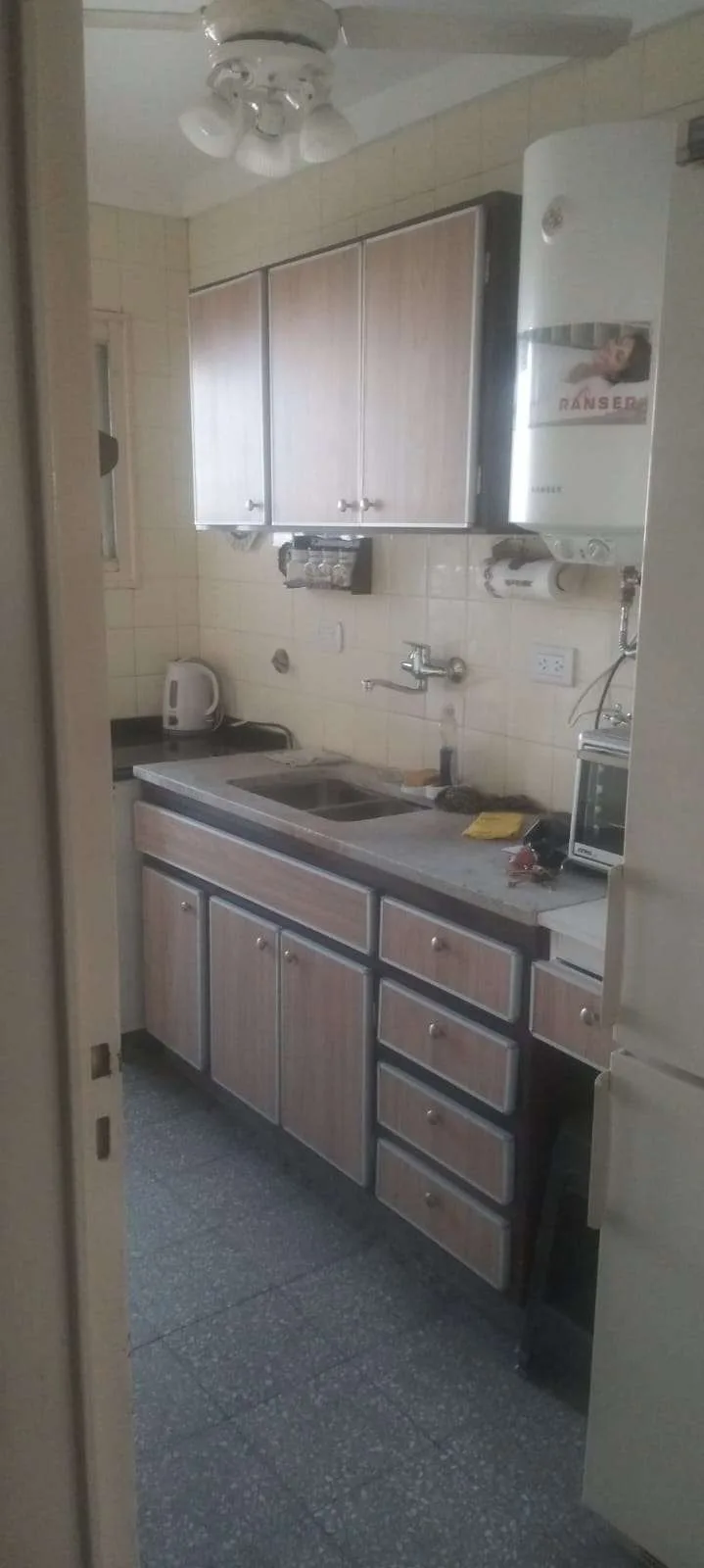Departamento con dos balcones