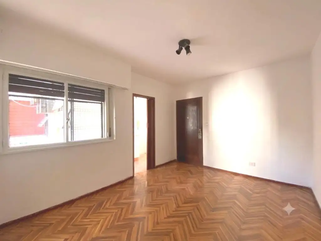 2 ambientes con bañera y ascensor