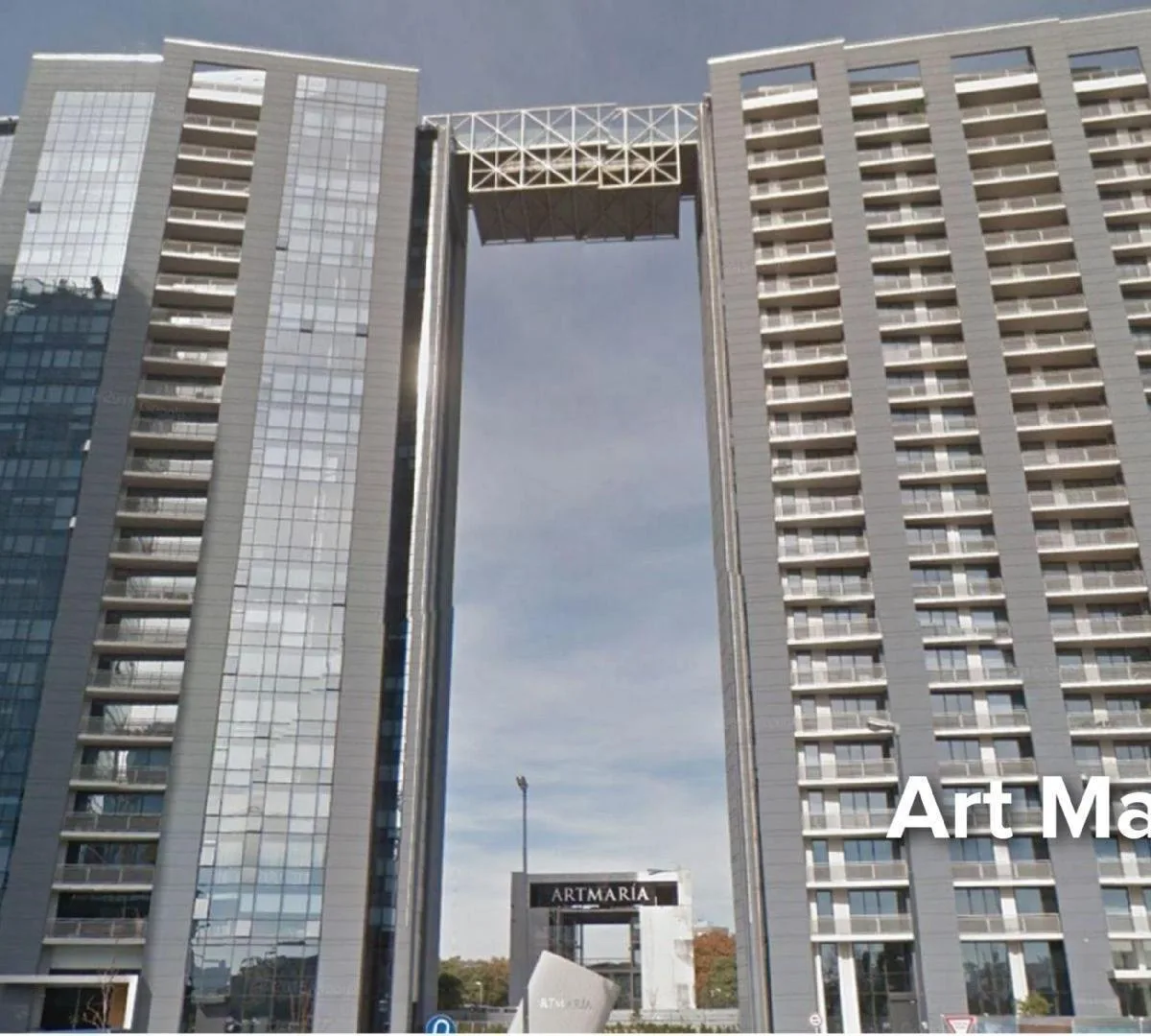 Departamento en Puerto Madero con balcón