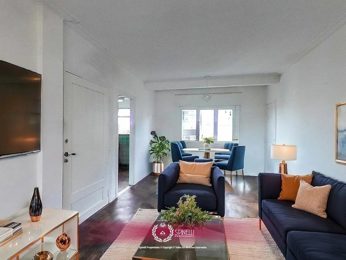 Alquiler Departamento Semipiso 3 Ambientes 62 m&sup2; con Balcón Al Frente en Colegiales Todo Aire y Luz