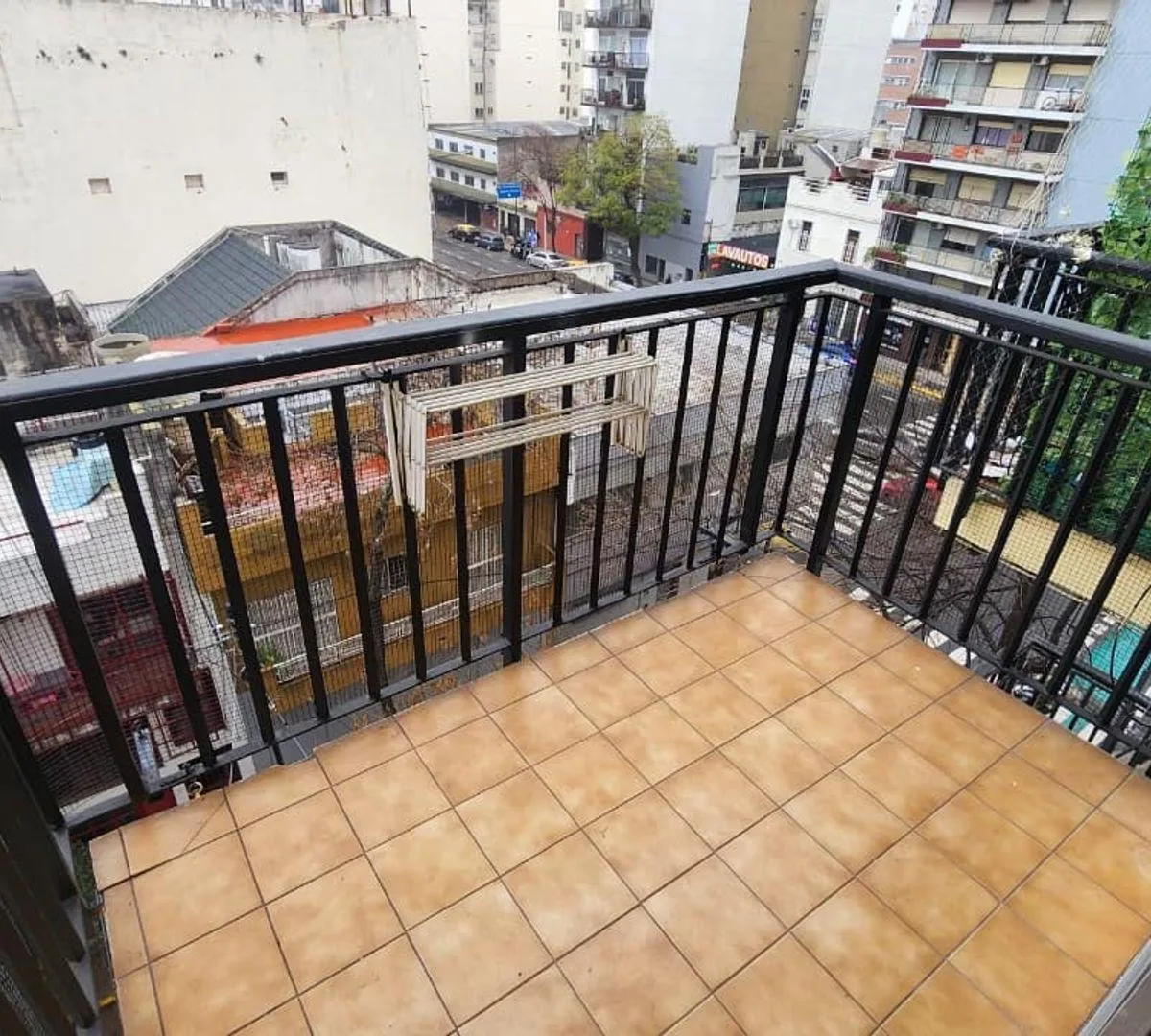 2BR apartment with balcony