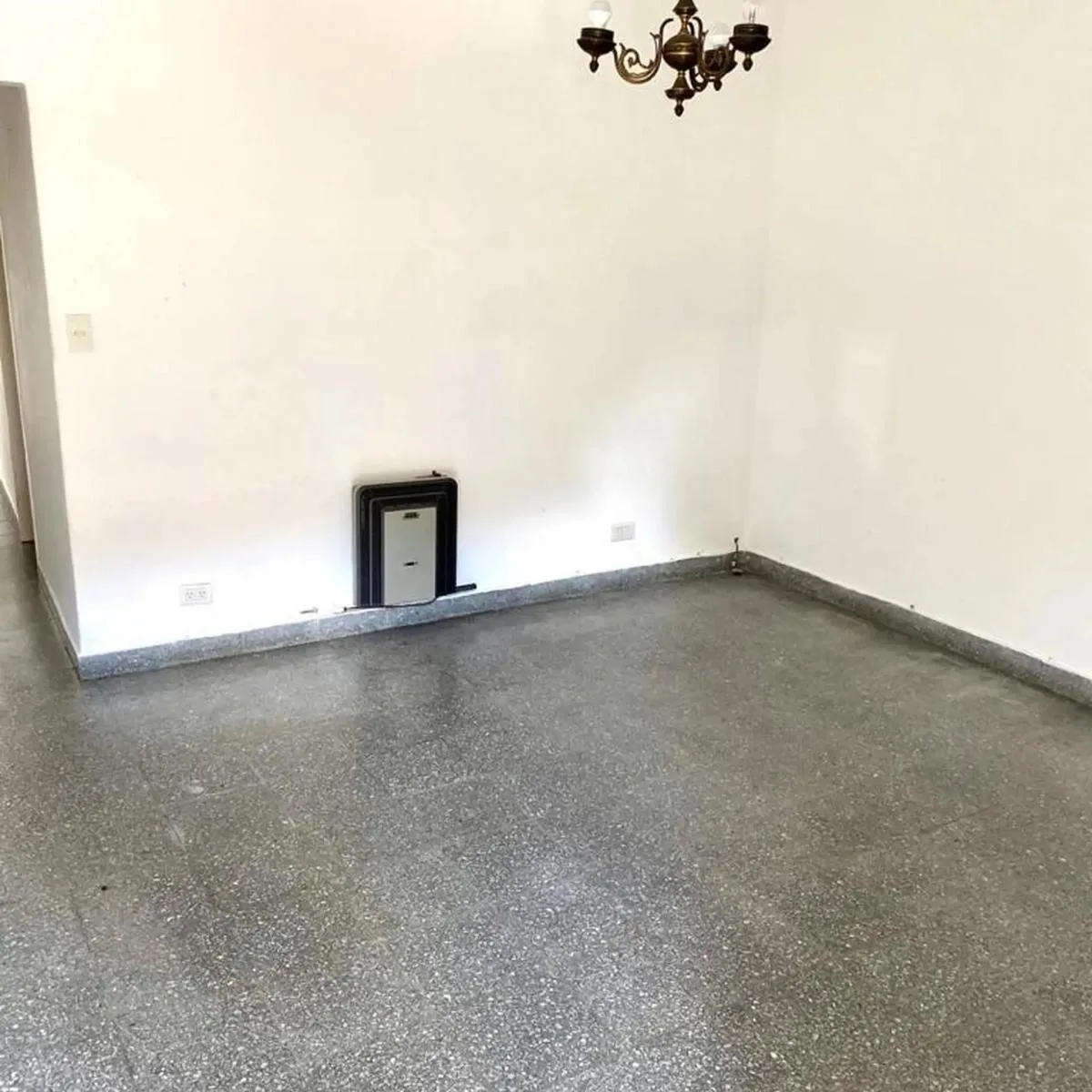 Ground-floor PH with patio