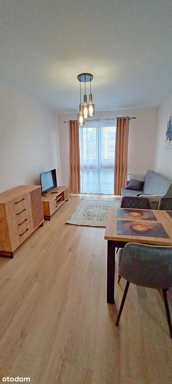 Apartment with balcony and elevator