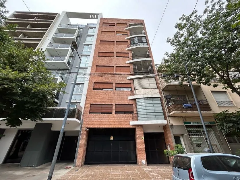 2 Amb Con Balcon Terraza.( Expensas Y Agua Incluidos)