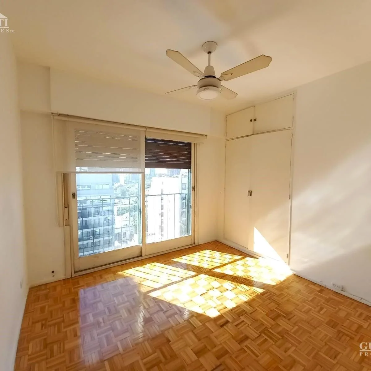 3 ambientes con cochera y vista