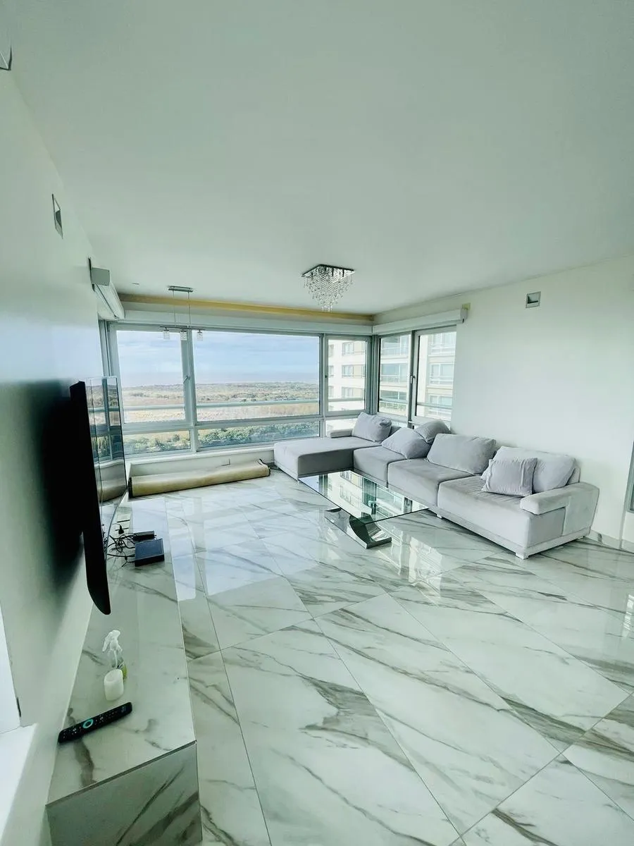 Furnished Puerto Madero apartment