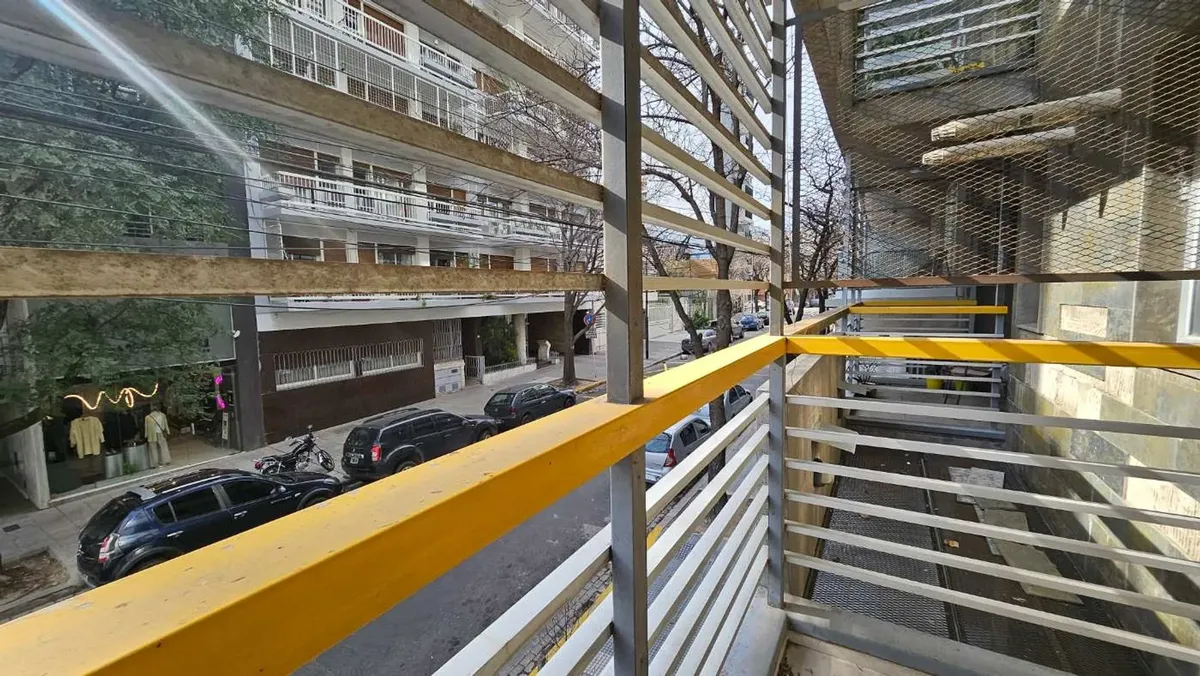 1 ambiente y medio con patio
