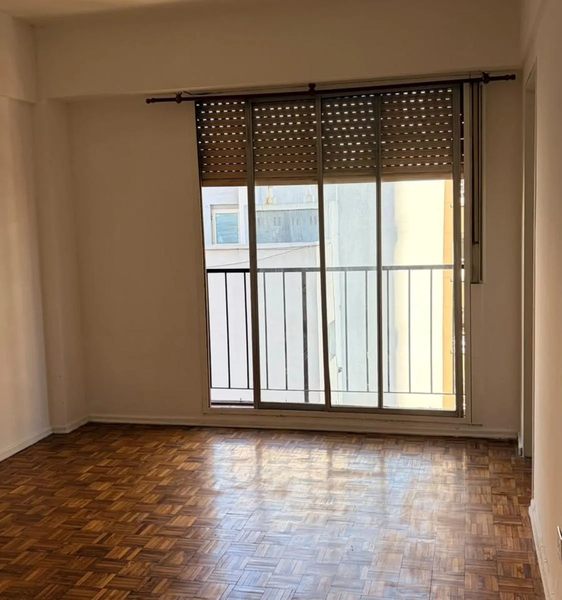 Monoambiente en Belgrano con balcón