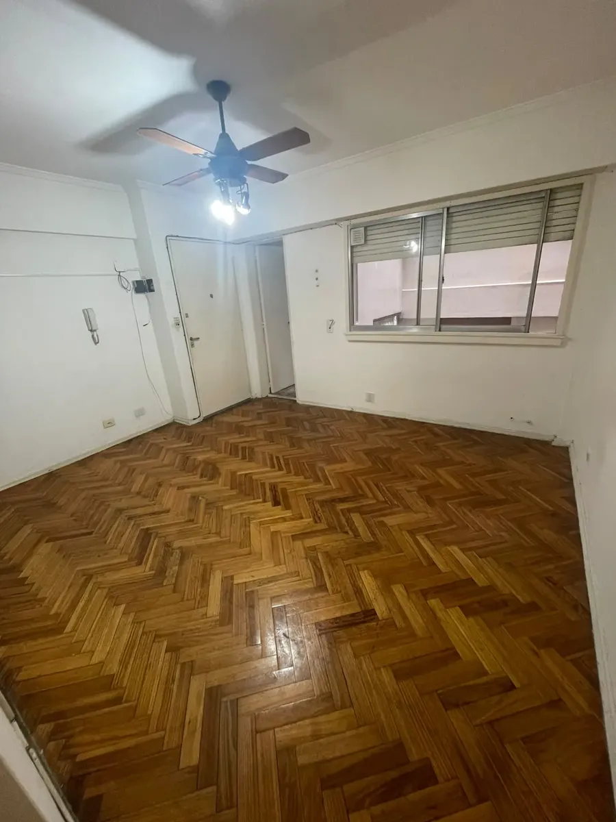 Recoleta north-facing studio