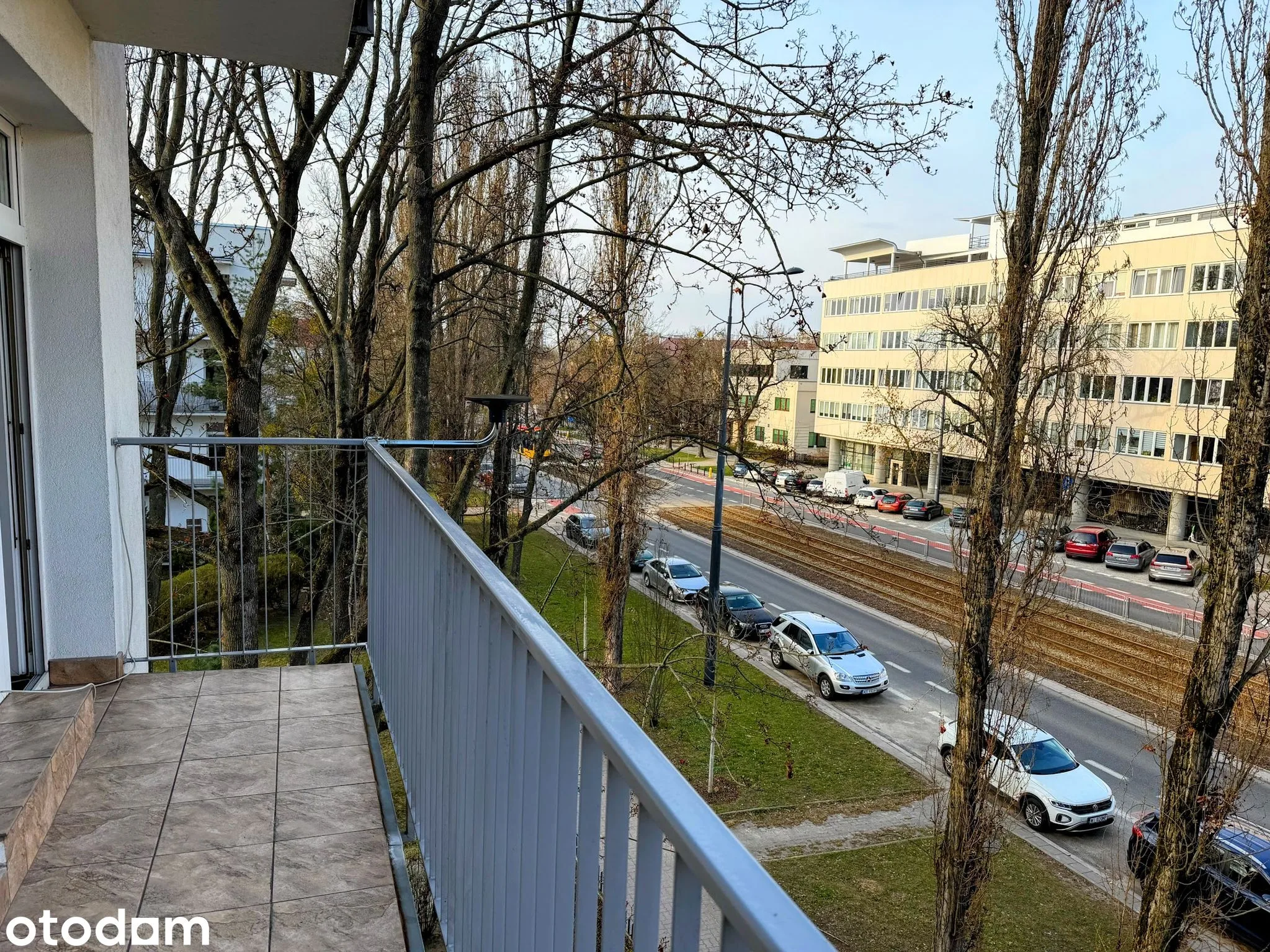 Балкон