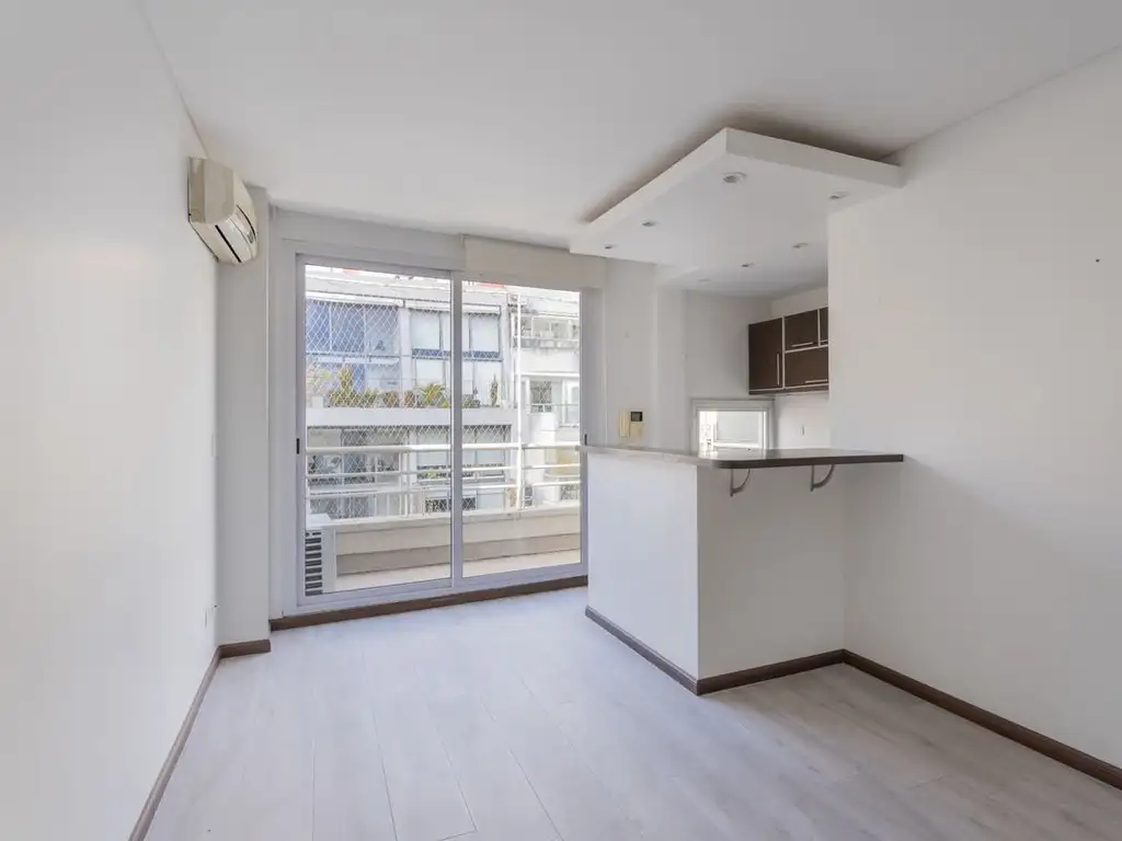 High floor with balcony and 2 AC