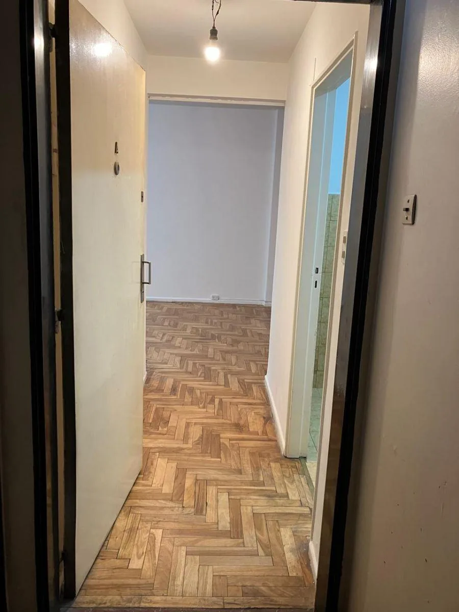 2 ambientes con balcón en Recoleta