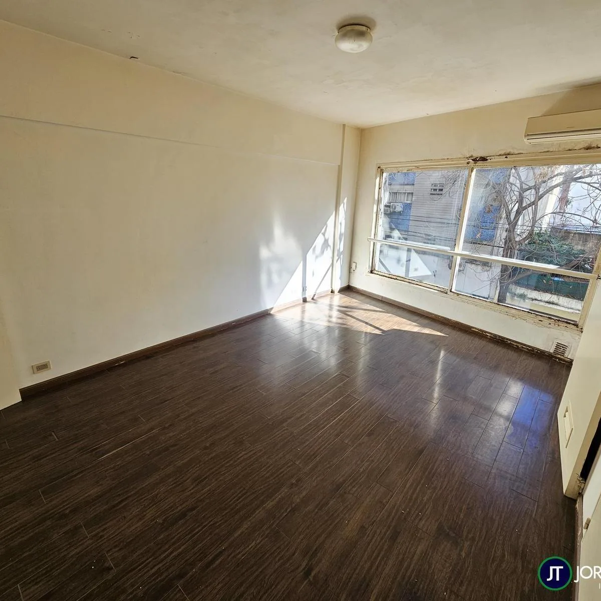Monoambiente al frente 26 m²