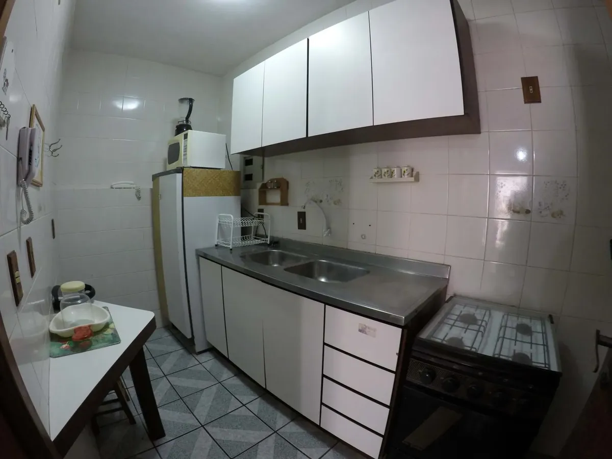 Departamento amueblado con balcón