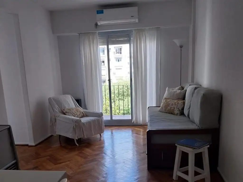 1 bedroom with doorman and balcony, Recoleta