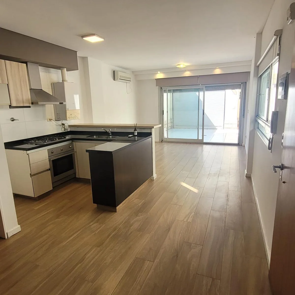 PH 2BR with private terrace