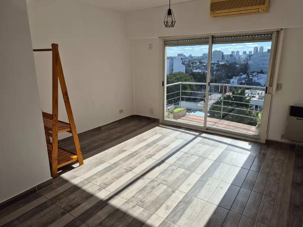 Monoambiente en Belgrano 7° piso