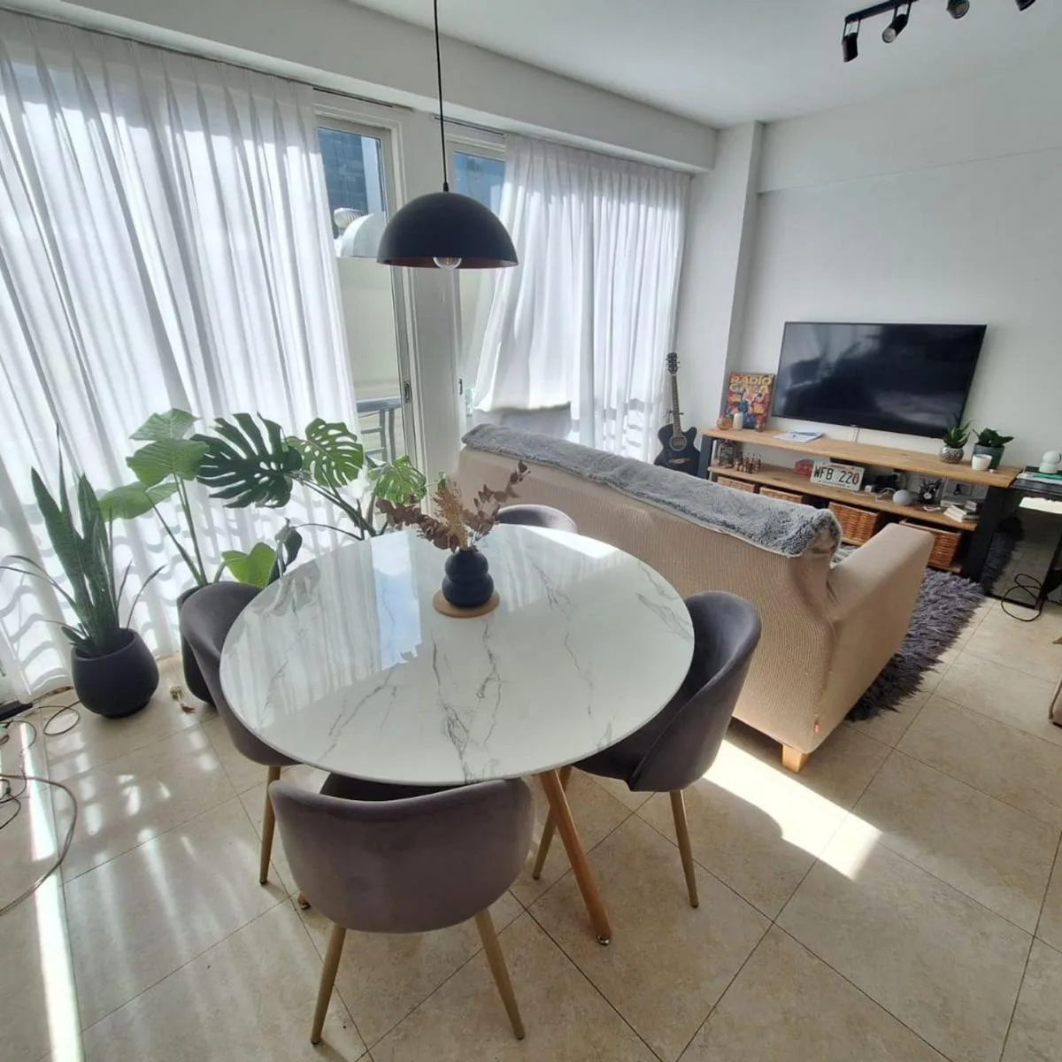 2 ambientes con balcón y pileta