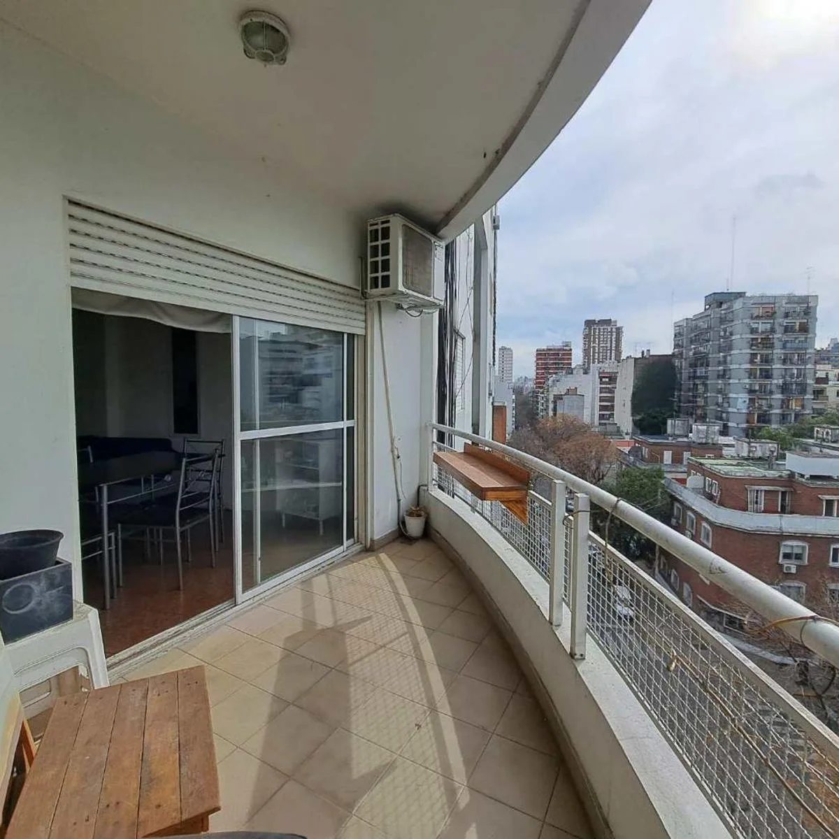 Monoambiente con balcón en Belgrano