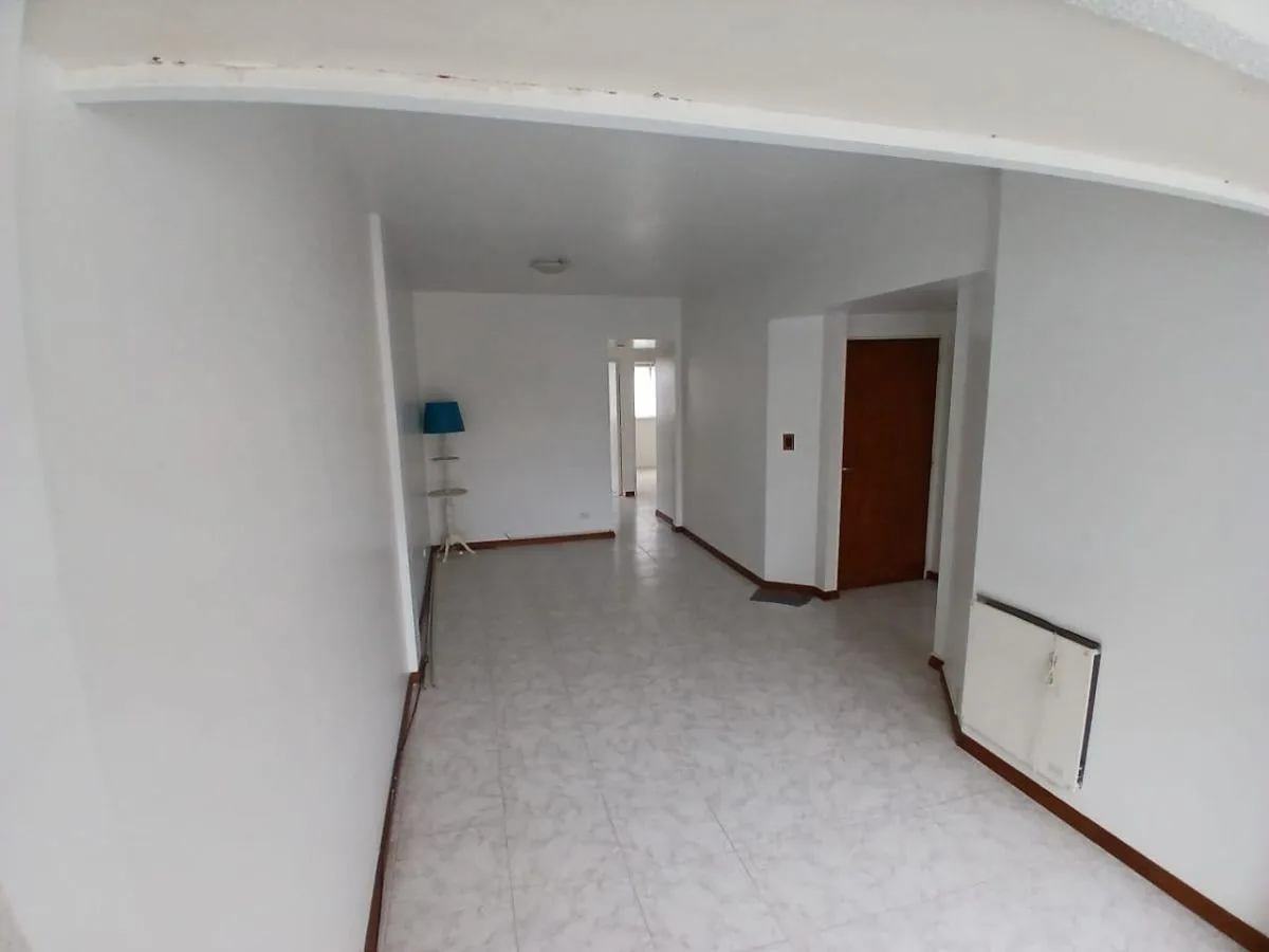 3 ambientes en Olivos, 6to piso
