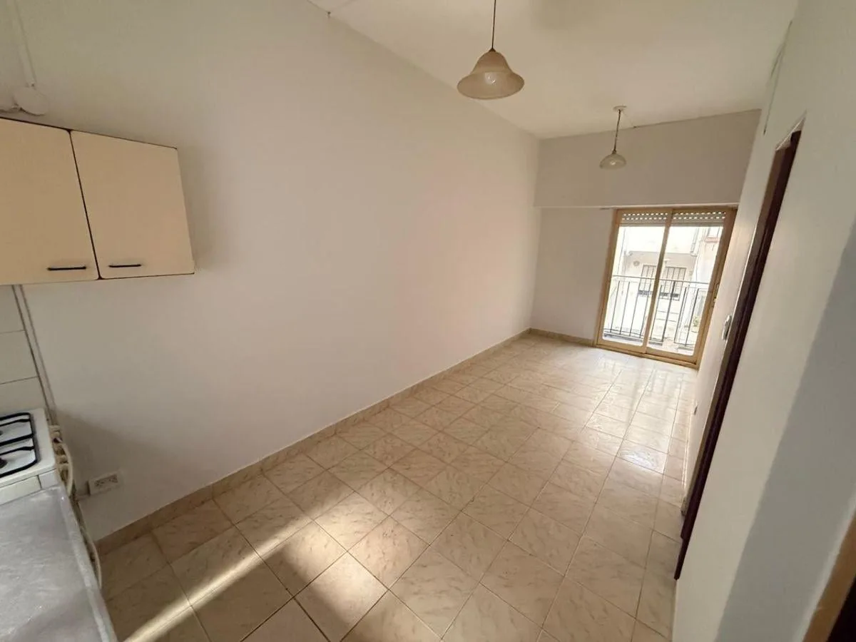 Monoambiente con terraza propia