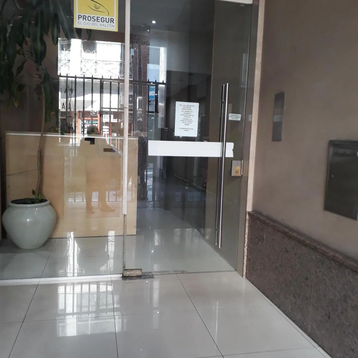 2 ambientes con balcón