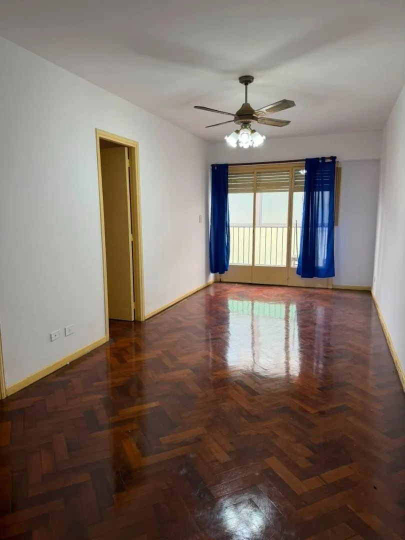 Apartment with balcony and 75 m²